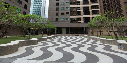 板橋新站住宅「世界花園－橋峰」