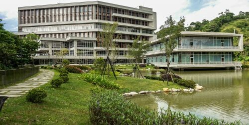國立政治大學圖書館
